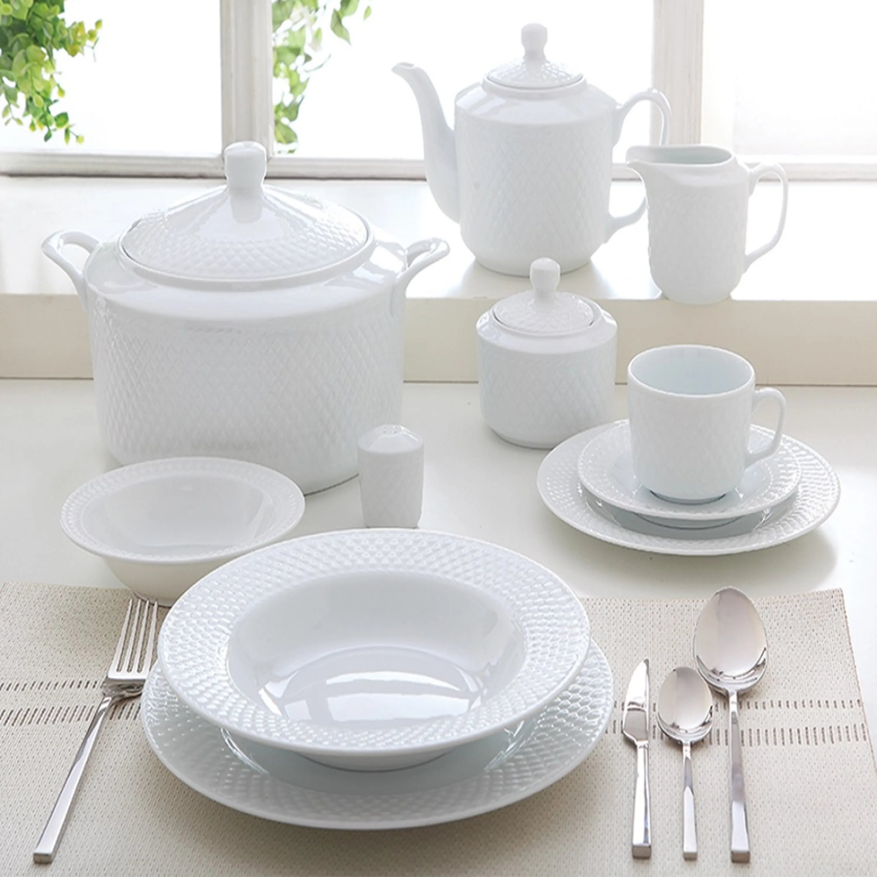 سرویس چینی زرین 6 نفره  28 پارچه غذاخوری سفید